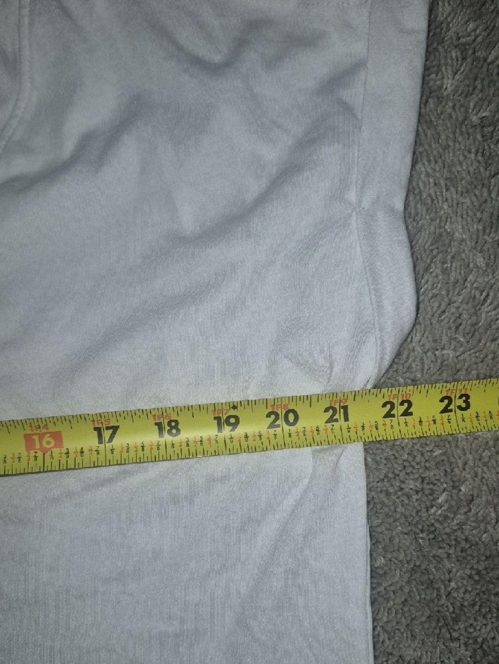 Jessica Simpson White V-Neck Short Sleeve Tee - Picture 4 of 7